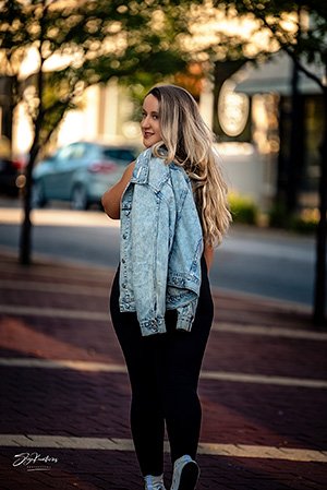 downtown-columbia-portraits-columbia-mo Best Senior Picture Locations in Columbia, MO
